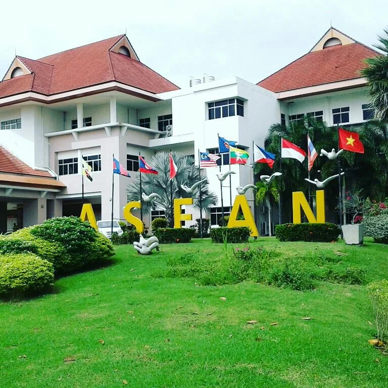 Nakhon Si Thammarat Rajabhat University: Menjadi Pusat Pendidikan dan Inovasi di Selatan Thailand