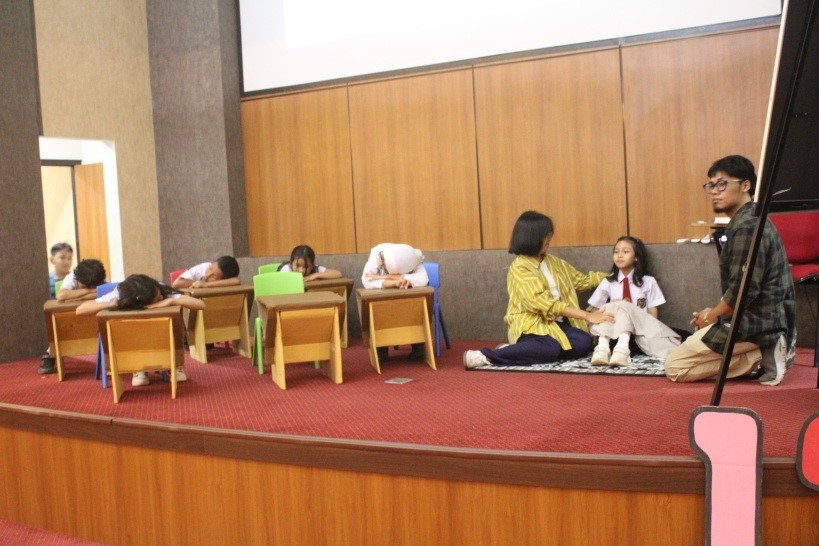 Mengajar Lewat Drama: Teater sebagai Metode Efektif Mengajarkan Sejarah dan Empati