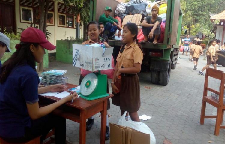 Pendidikan Lingkungan: Menanamkan Kesadaran Hijau Sejak Dini