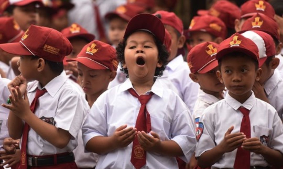 Evaluasi Hasil Belajar dan Studi Keberhasilan Sekolah Dasar di Indonesia 2025